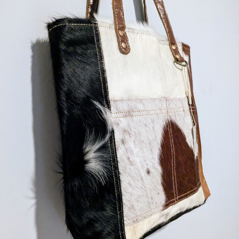 Charlie Paige Multicolor Large Cowhide Shoulder Bag - Picture 5 of 13